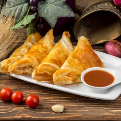 Пазл: Хачапури из слоеного теста 