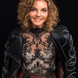 Пазл: Камрен Бикондова