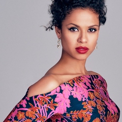 Пазл: Гугу Мбата-Роу