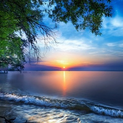 Пазл: Закат на озере