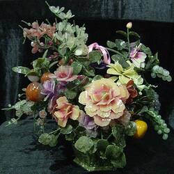 Пазл: Каменная нежность...Цветы из нефрита