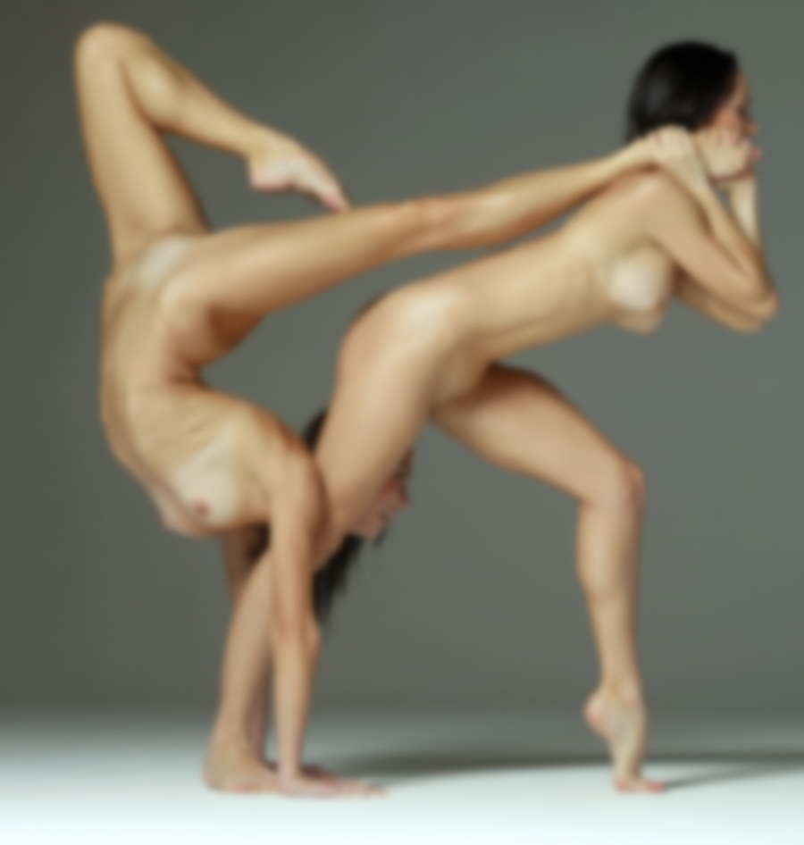 гимнастика голых мужчины и женщины фото 99