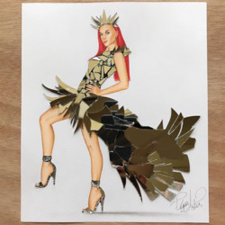 Пазл: Платье из зеркальных кусочков