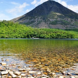 Пазл: Камешки озера
