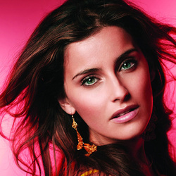 Пазл: Нелли Фуртадо