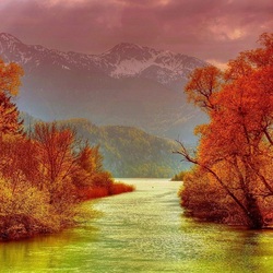 Пазл: Желтая река