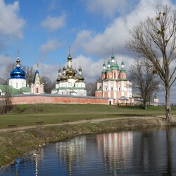 Пазл: Свято-Троицкий Густынский женский монастырь
