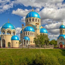 Пазл: Храм Живоначальной Троицы