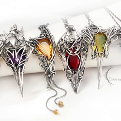 Пазл: Коллекция кулонов 8