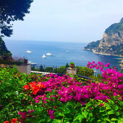 Пазл: Терраса над морем