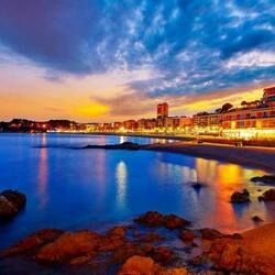 Пазл: На набережной