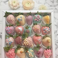 Пазл: Коробочка клубники