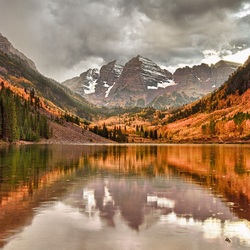 Пазл: Осень на озере