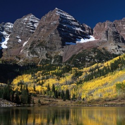 Пазл: Осень на озере