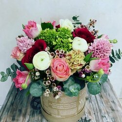 Пазл: Разноцветье в коробке