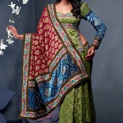 Пазл: Индианка в сари