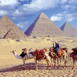 Пазл: Пирамиды