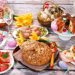 Пазл: Пасхальный стол