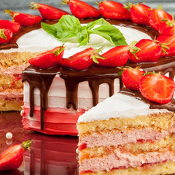 Пазл: Клубничный торт