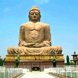 Пазл: Статуя Будды в Индии