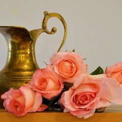 Пазл: Кувшин и розы