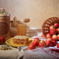 Пазл: Яблоки и мед