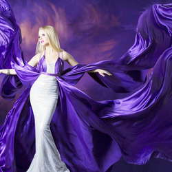 Пазл: Платье с сиреневыми полами