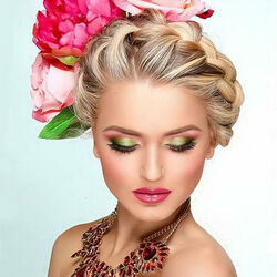 Пазл: Цветы и украшения