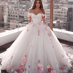 Пазл: Свадебное платье с цветами