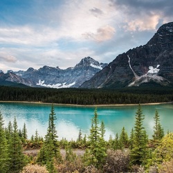 Пазл: Озеро в тайге