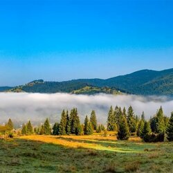 Пазл: Задержалась тучка на рассвете