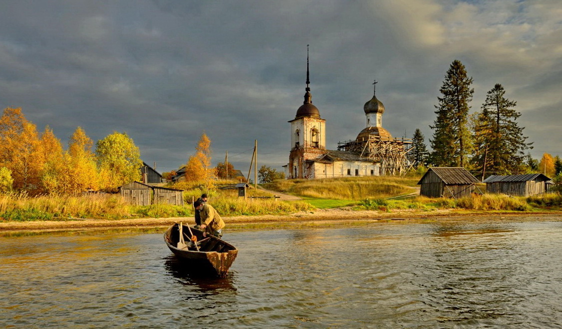 Алёховщина Церковь поздняя осень