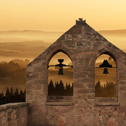Пазл: Старая часовня