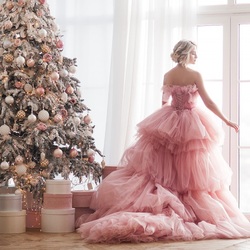 Пазл: Принцесса у елки