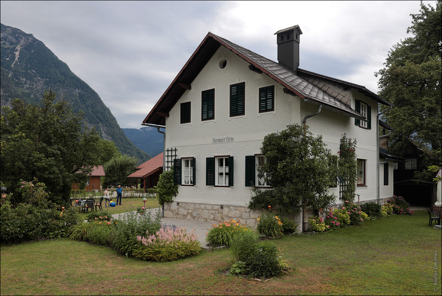 Детские деревни в австрии. Грин парк горы. Австрия город бангенштадт. Hallstatt austria map. Деревня зальцкаммергут австрия.