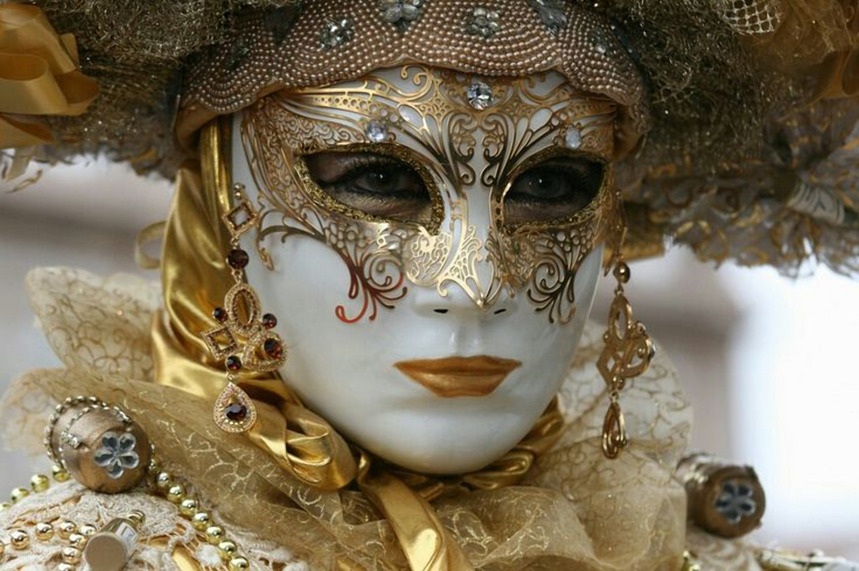 Венецианская маска dama di Venezia