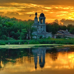 Пазл: Старая церковь