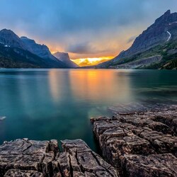 Пазл: Закат на озере