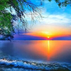 Пазл: Красивый закат над озером