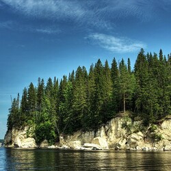 Пазл: Чудо берега реки Камы