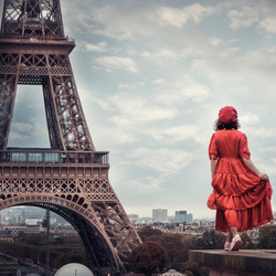 Пазл: Девушка в красном