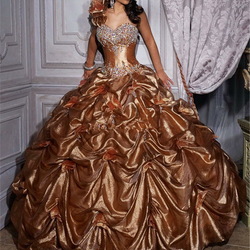 Пазл: Бальное платье