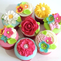 Пазл: Сладкий букет