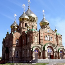 Пазл: Владимирский собор в Луганске