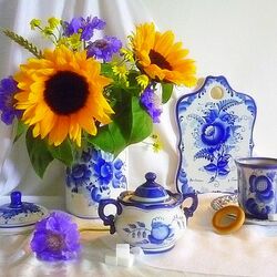 Пазл: Чайный натюрморт с подсолнухами