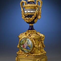 Пазл: Антикварная ваза