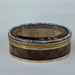 Пазл: Антикварная табакерка