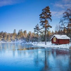 Пазл: Дом у озера