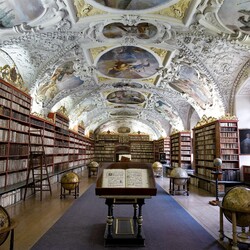 Пазл:   Библиотека Стратовский монастырь 