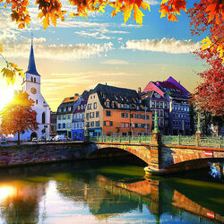 Пазл: Осенний Страсбург на закате